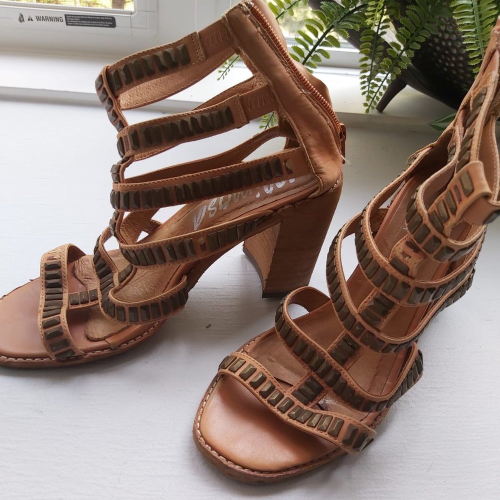 Mimosa - Tan Gladiator Chunky Heel Sandals with Bronze Details - Size 8